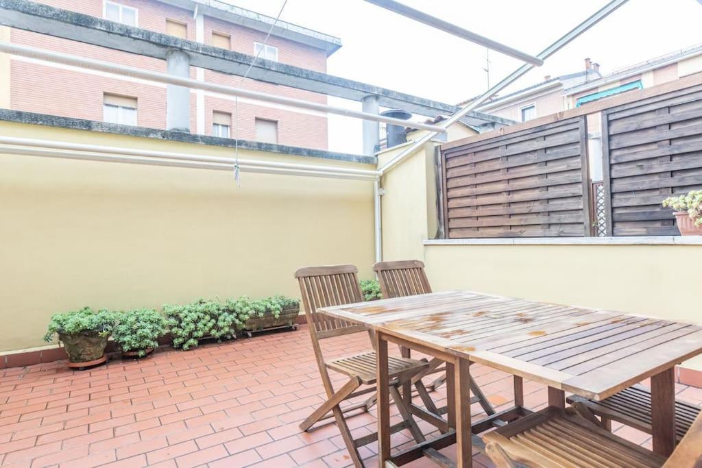 Tiarini 14 Apartment Bologna Exterior foto