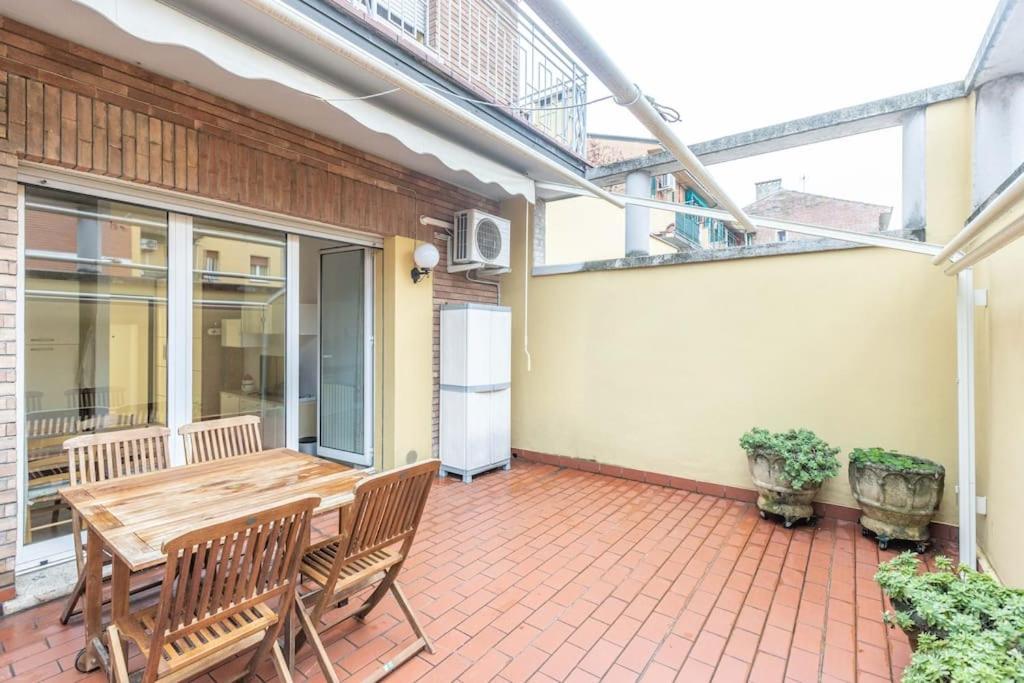 Tiarini 14 Apartment Bologna Exterior foto